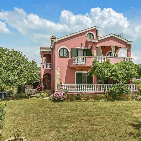 1 Bedroom In * Sukošan