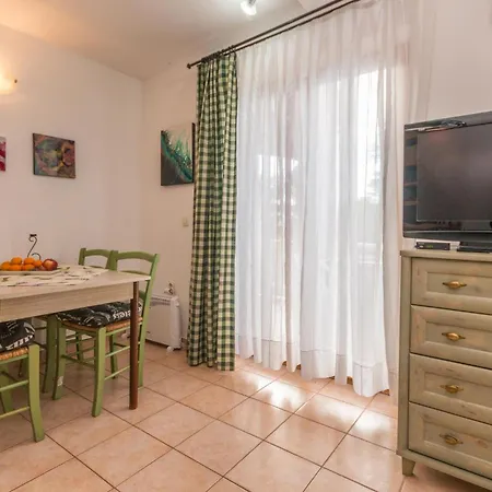 1 Bedroom In * Sukošan
