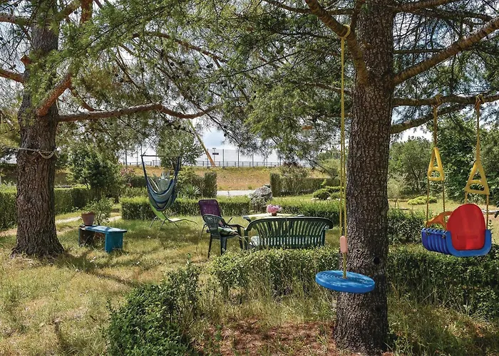 Cozy In With Wifi Апартаменты Сукошан