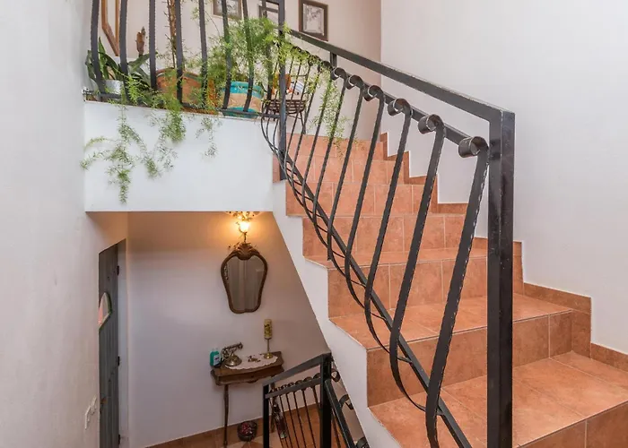 Cozy In With Wifi Апартаменты